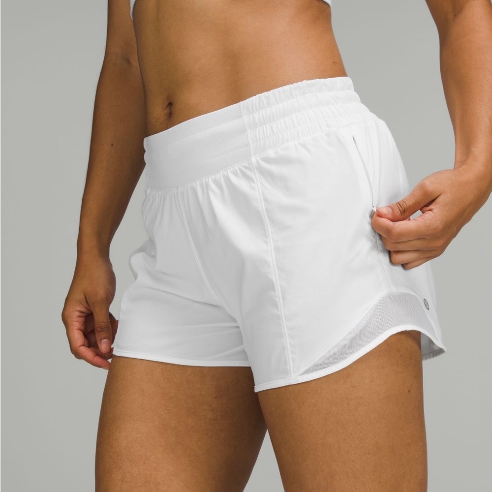 Lululemon Hotty Hot Shorts 4”